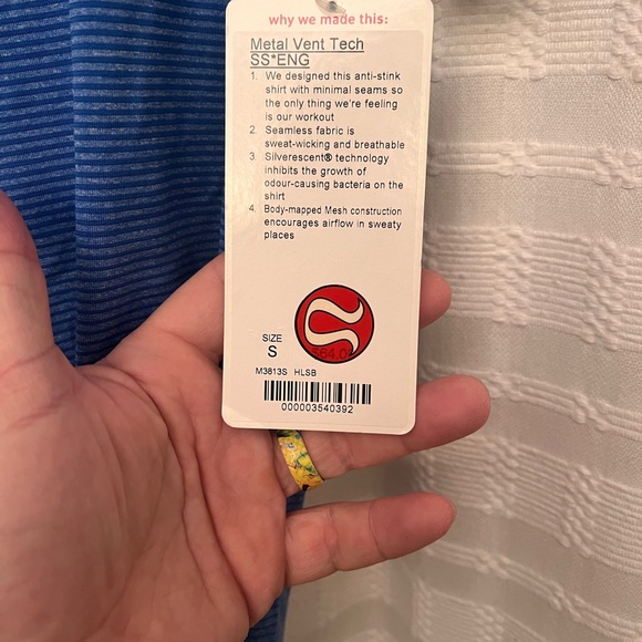 Lululemon shirt - Picture 3 of 6